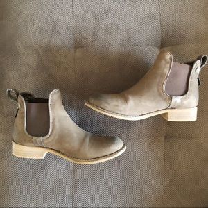 Steve Madden Brown Booties - Size 6.5